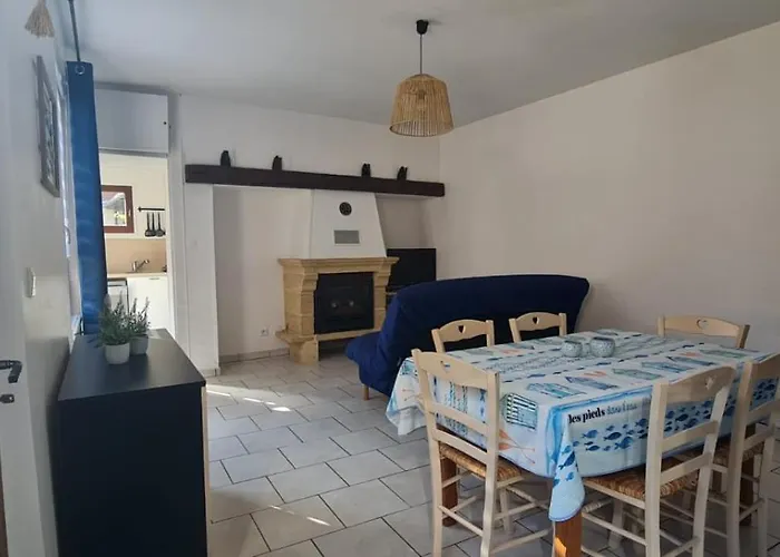 Holiday home Location 2 A 6 Personnes A 450m *