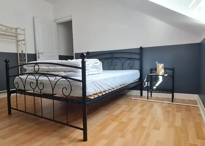 Holiday home Location 2 A 6 Personnes A 450m